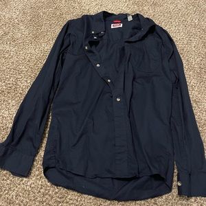 nothing wrong with it. just did a closet clean out and getting rid of stuff.